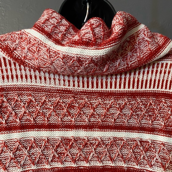 SHEIN Red/Rust and Cream Cropped Fringe Sweater - Picture 6 of 16